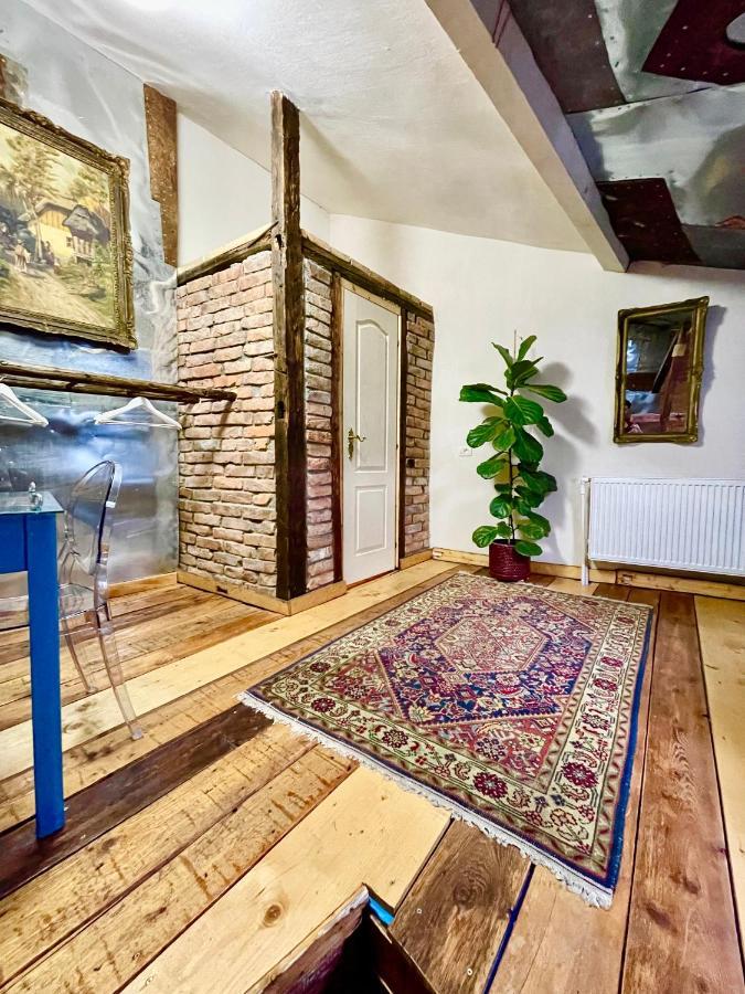 The House A La Cluj Villa Exteriör bild